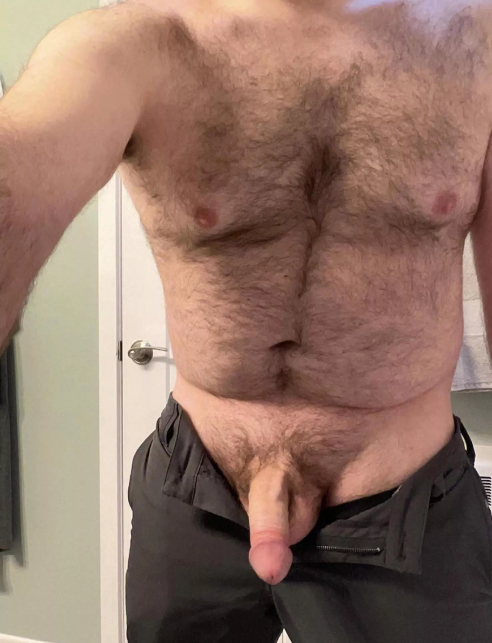 I’m into curvy girls and big dudes, this seems like the right place to post