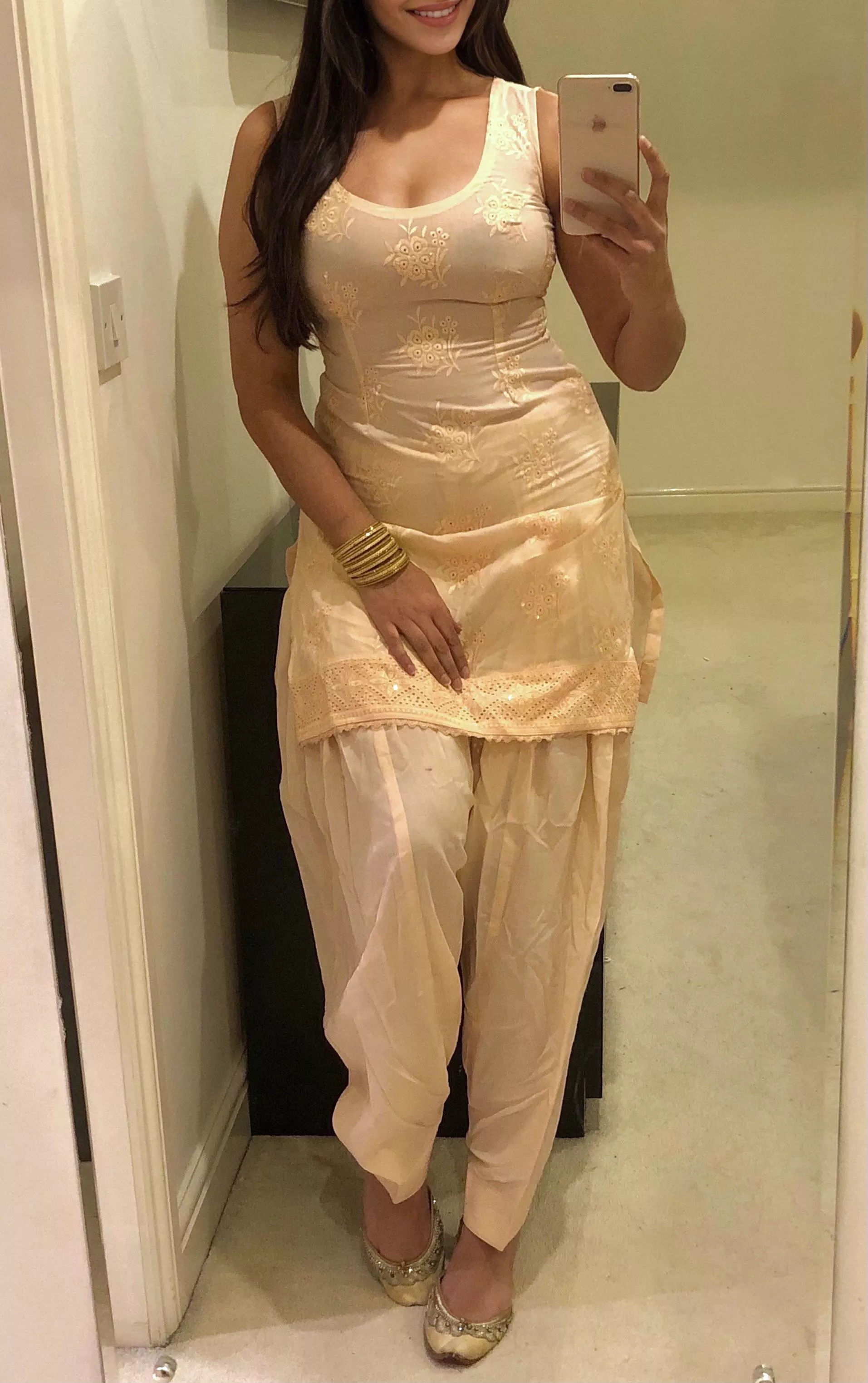 I'm not wearing any underwear below this outfit...π British Punjabi Indian I'm not wearing any underwear below this outfit...π British Punjabi Indian