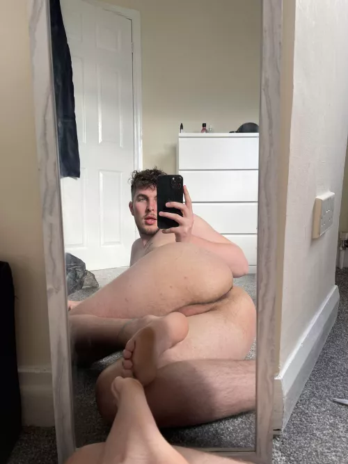 I’m waiting to be worshipped here 😈