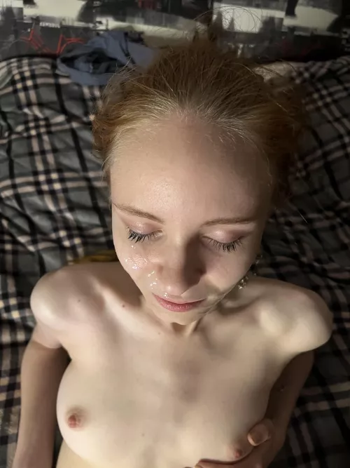 I’m your tiny fucktoy💕 I love the taste of cum more than pizza. So where’s my delivery sir?