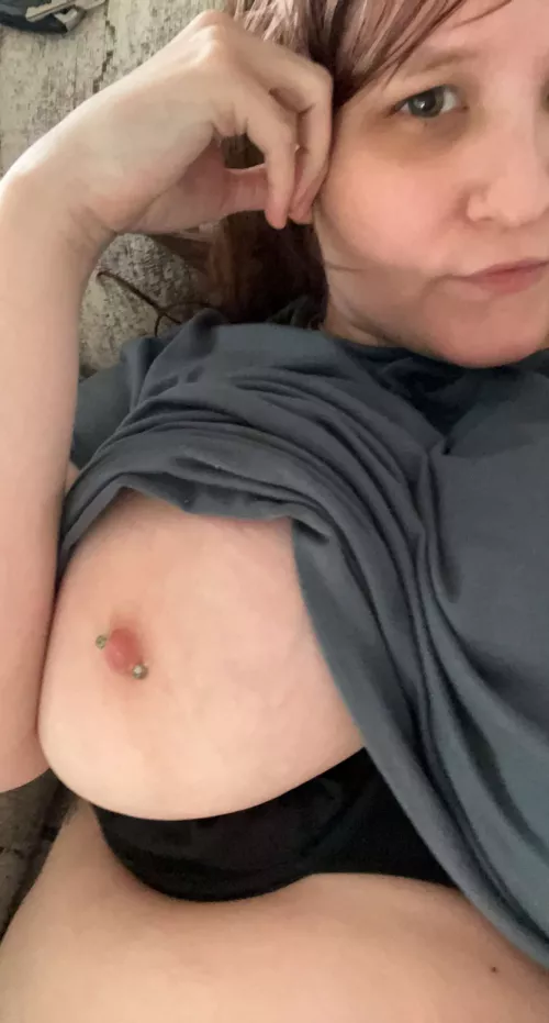 [image]Where's my mother's day gift? 😕