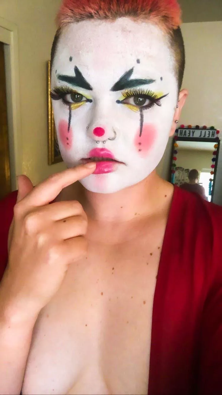 Imaging beign a performer in the middle of a lock down ­