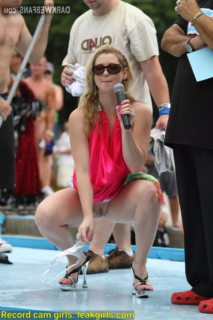 In everyboxy 😛❤️😅😂