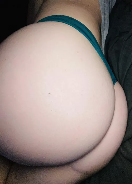 In need of a daddy 🔥;)