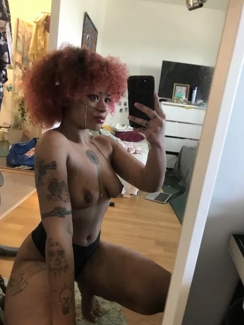 Incredibly suckable nipples.. just saying 🤷🏽‍♂️💕