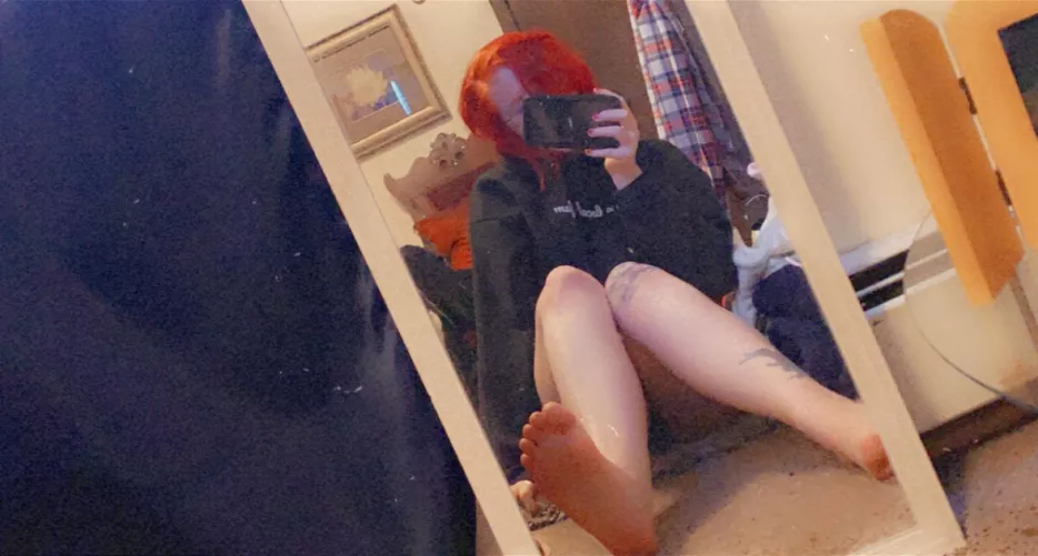 Interactive domme, let’s play! Requests, DM’s, Feet & Dick Ratings. ❤️🔥😘