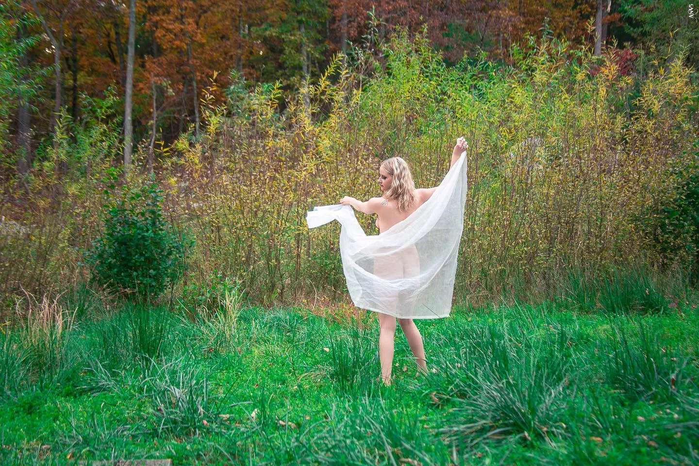 Interpretive scarf dancing