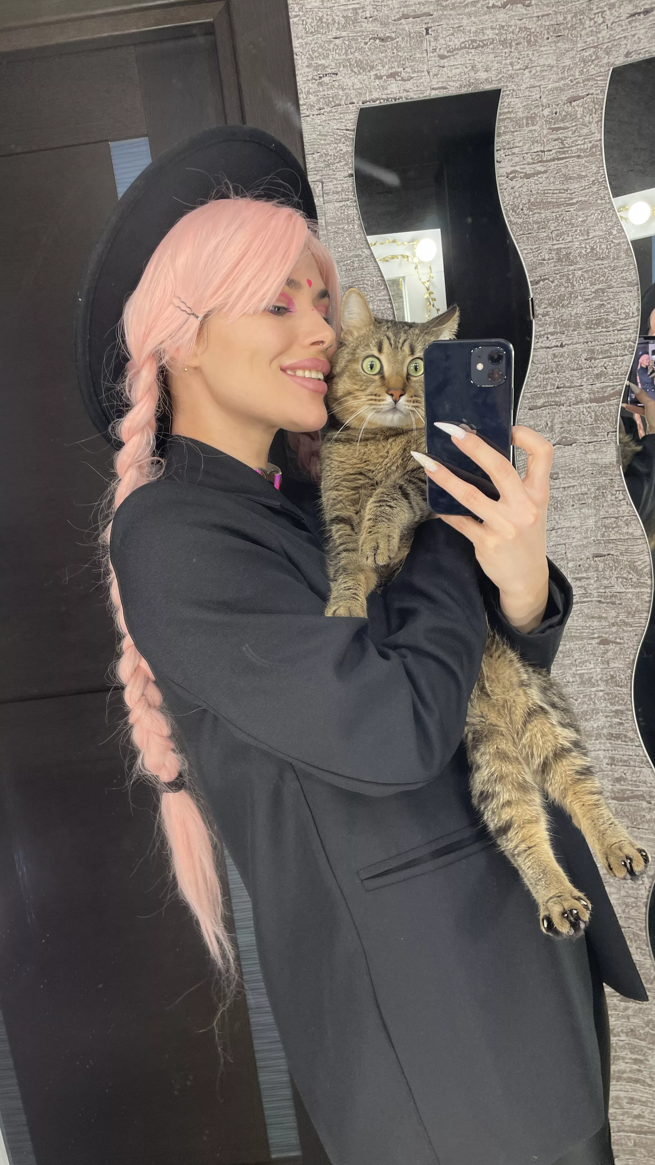 Is anyone else regularly late to meet friends because you’re masturbating or is it just me?😈