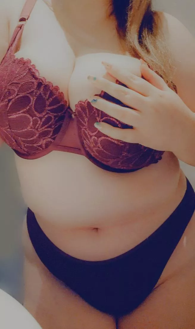 Is my bellybutton too deep? 🥺