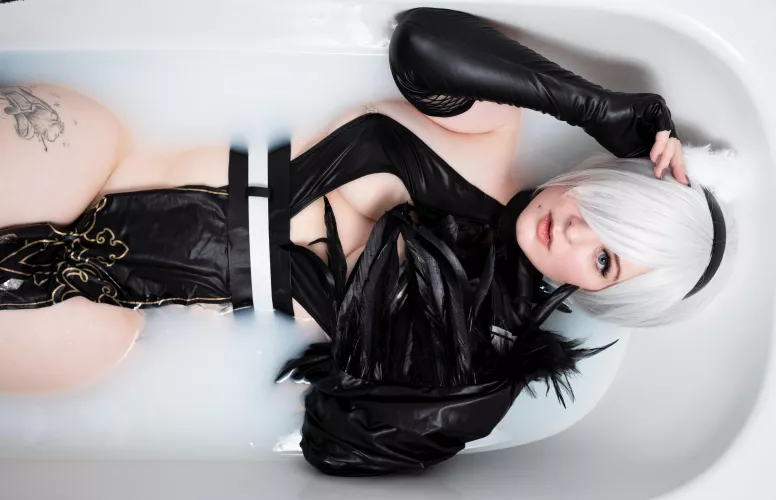 Is taking a bath as Android recommended? [2B from NieR]