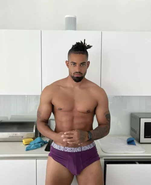 Is the kitchen a good place?😏