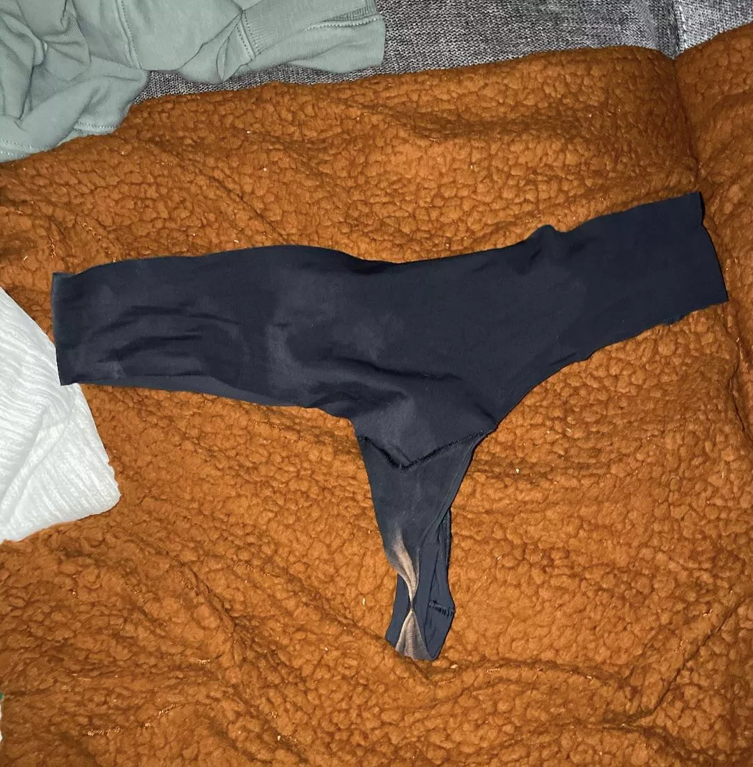 Is there a reason my GFs thongs are so creamy and crusty when she gets home from work??👀👀