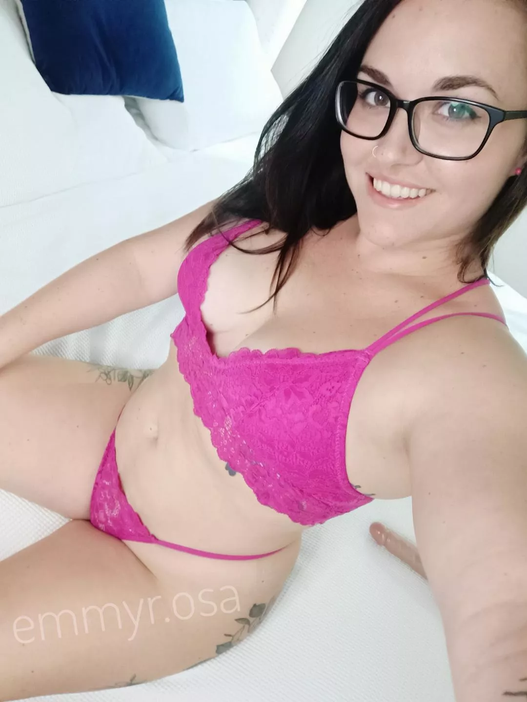 Is this a kind of mom bod you'd like to be under? 😘 [F27]