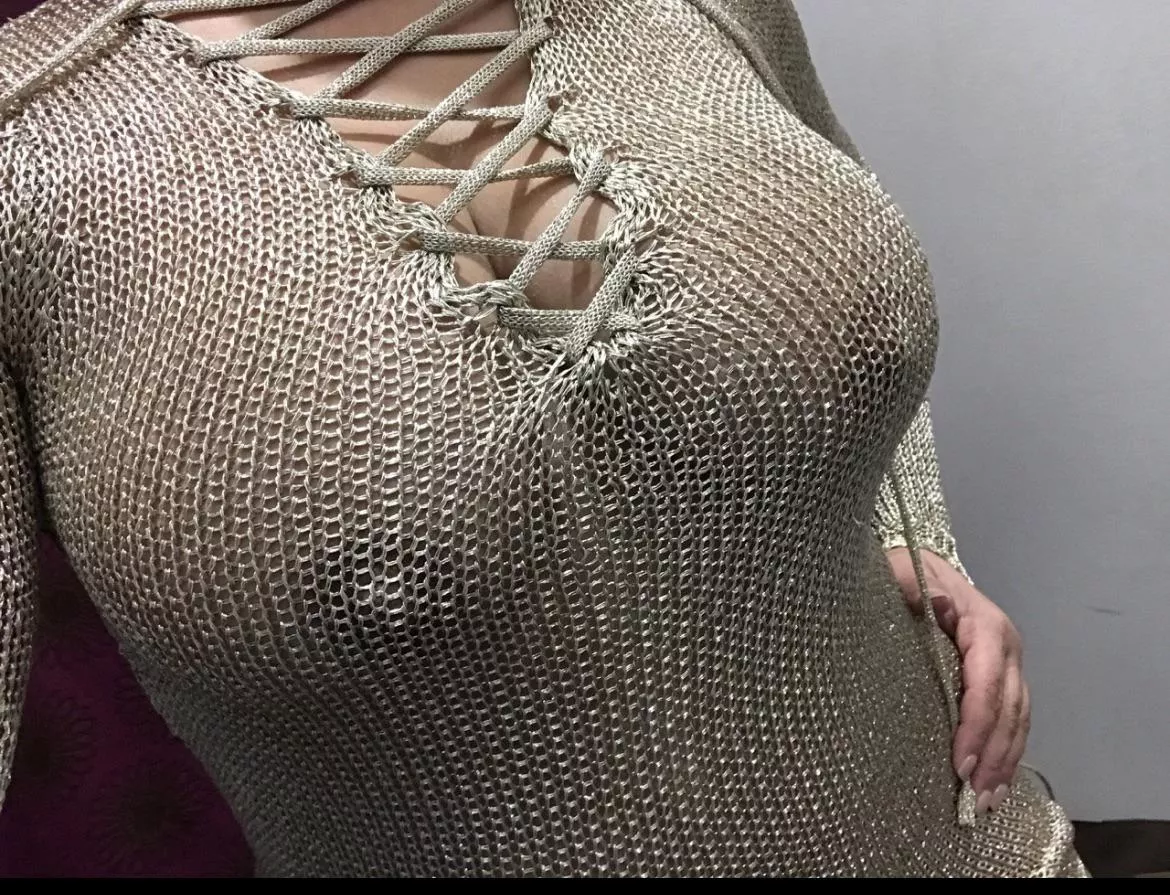 Is this top good for a first date? 😉