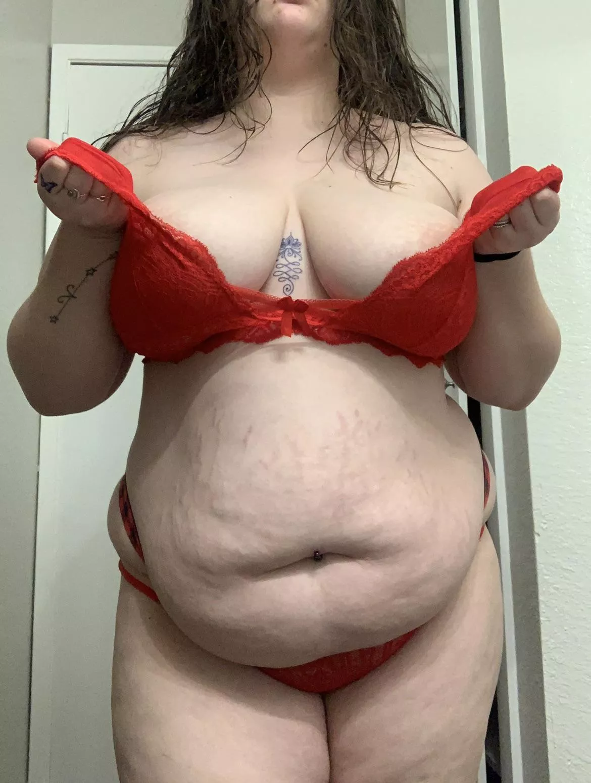 It started to come off, now I want it taken all off 🥵