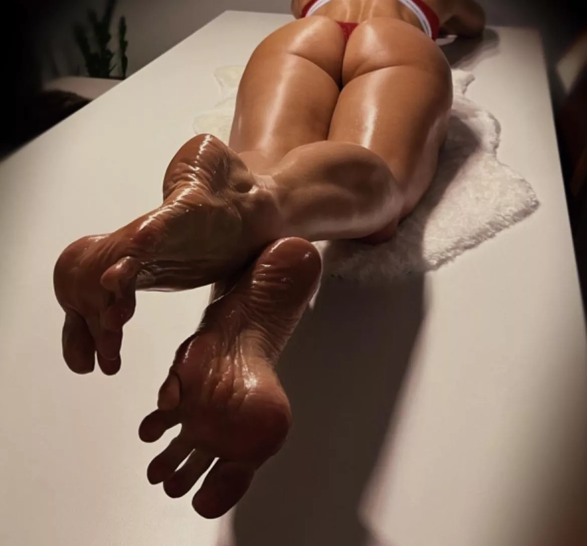 It wouldn’t be fair if I pointed my toes…