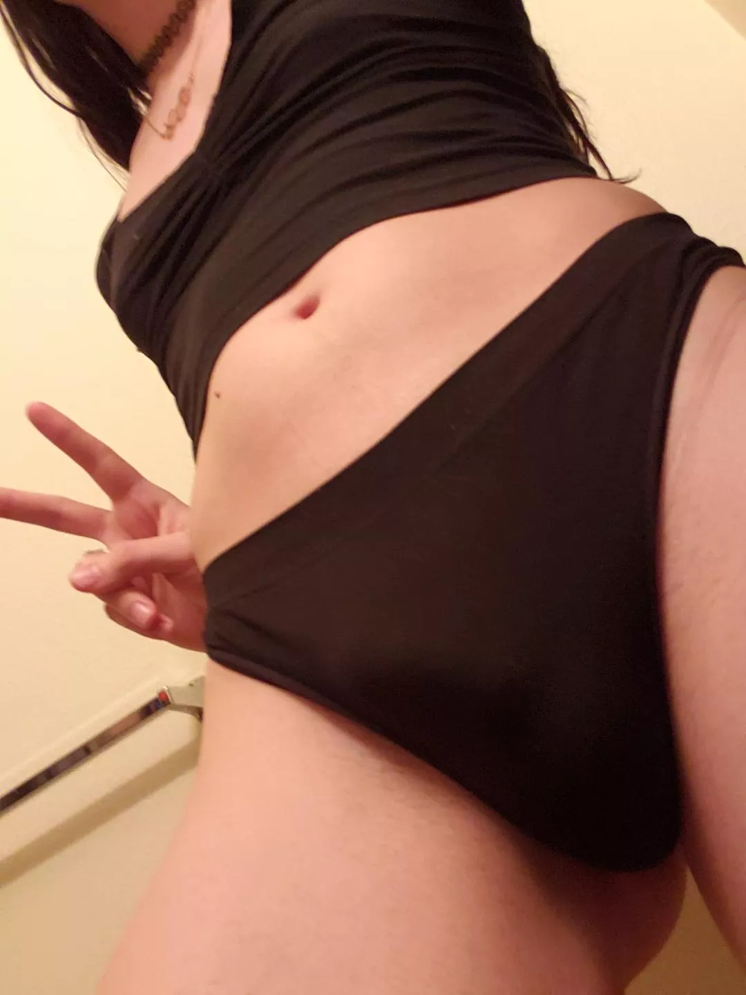 Its 7am babe, time for your daily throating.