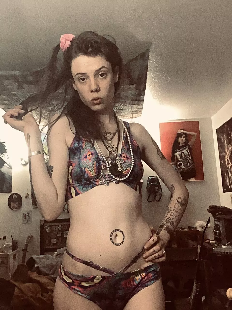 It’s actually comical that you think that your pathetic, smelly little micro-chode would ever be appealing to me… I want to see you on your knees with your holes exposed for abuse, or not at all 😏 [domme]