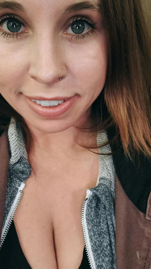 It's been a long time since I've posted anything I've been feeling so insecure and I haven't been feeling myself at all. So how so I look to everyone honestly??