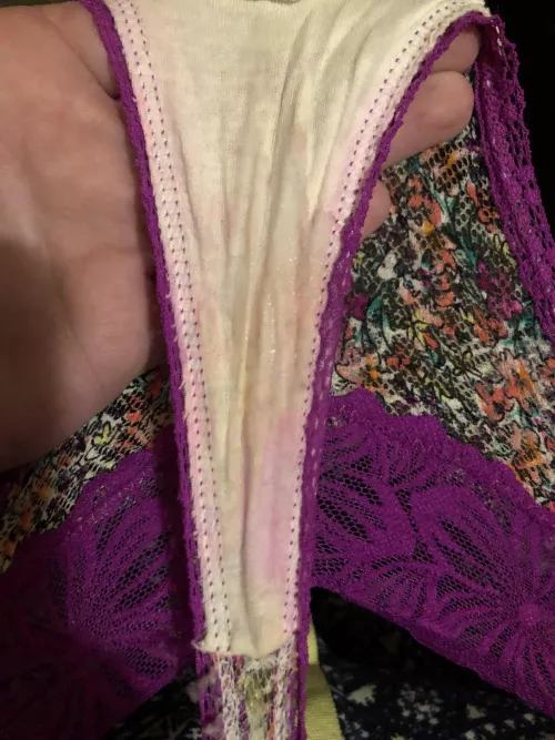 It’s been two days, who wants them? Menu and prices pinned to profile 💋