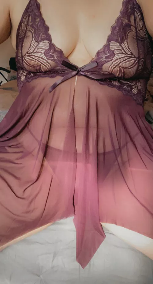 It’s dinner time, what do you want first?