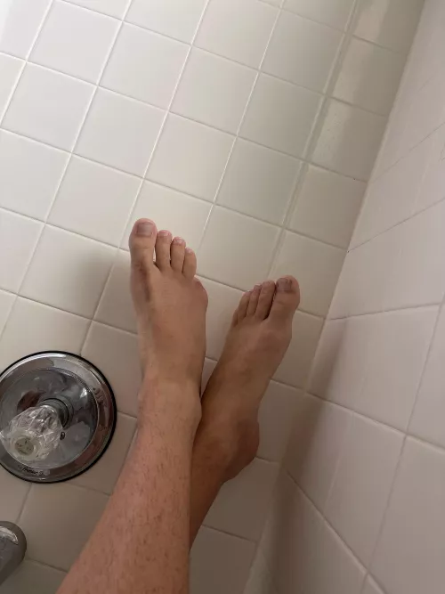 It’s my cake day, so here are my nine toes