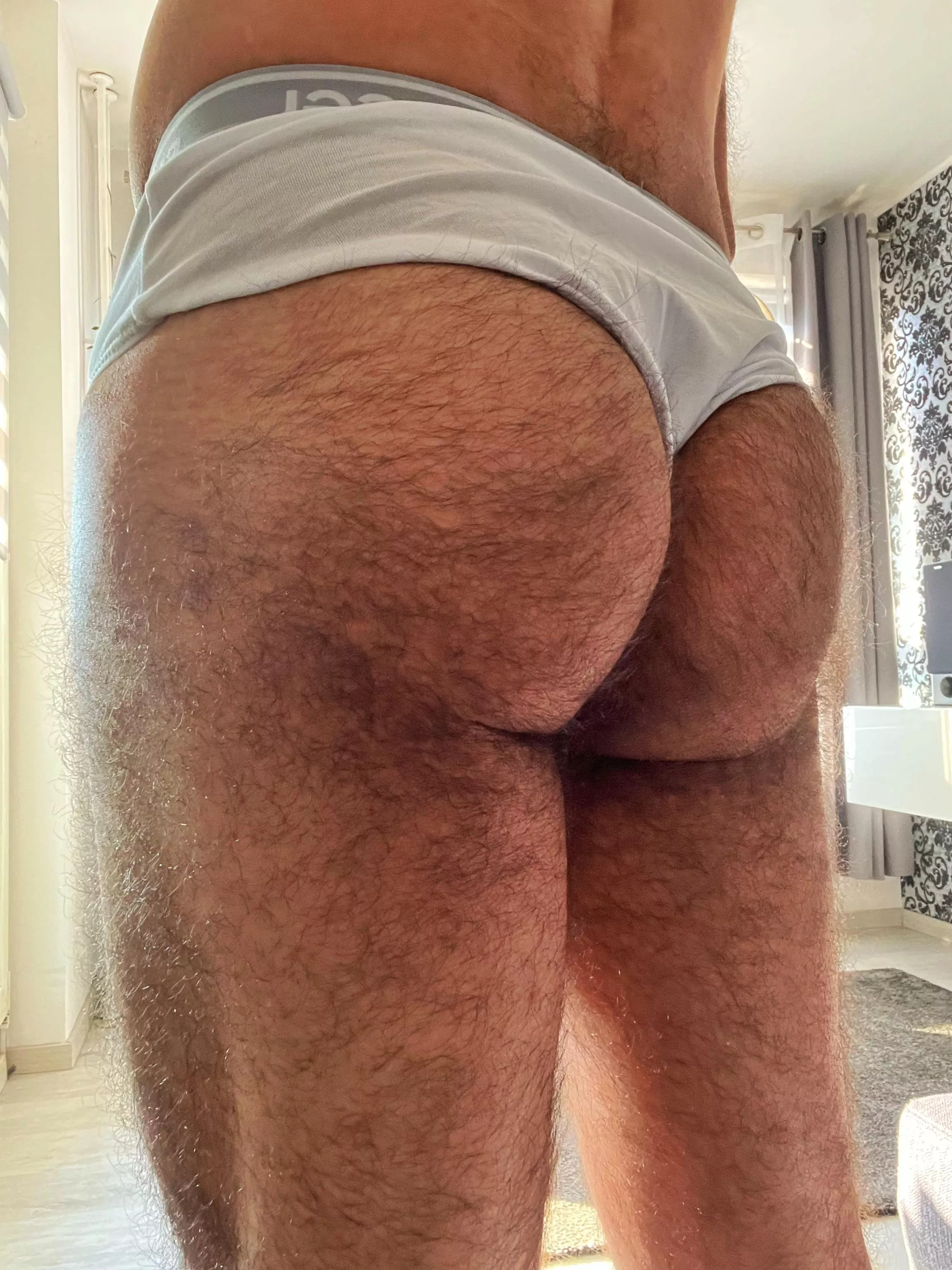 It‘s my first post here so be nice please. 😅