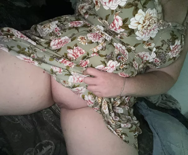 It’s sundress season 😏😏