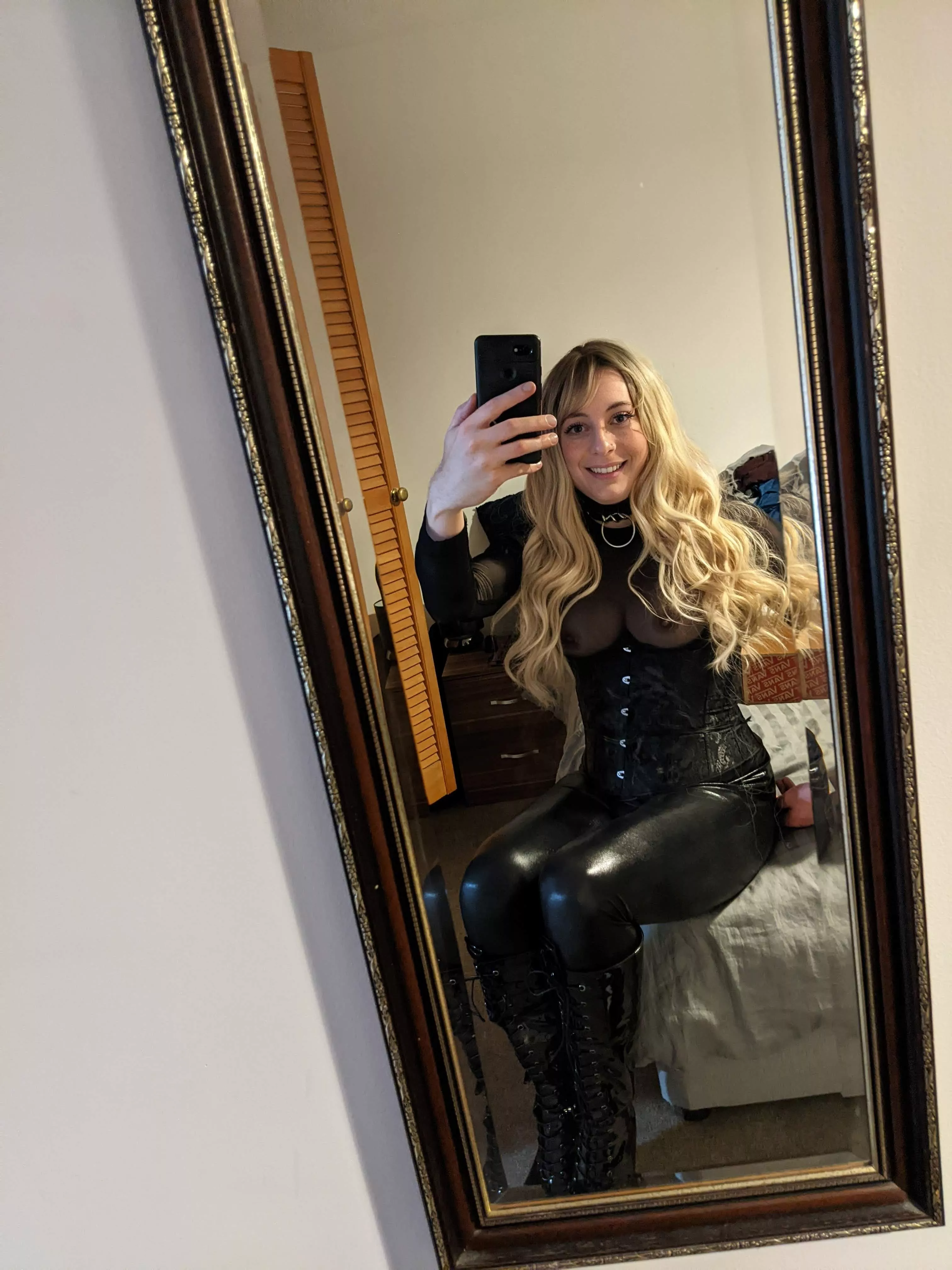 It's Thirsty Thursday, right? 😈