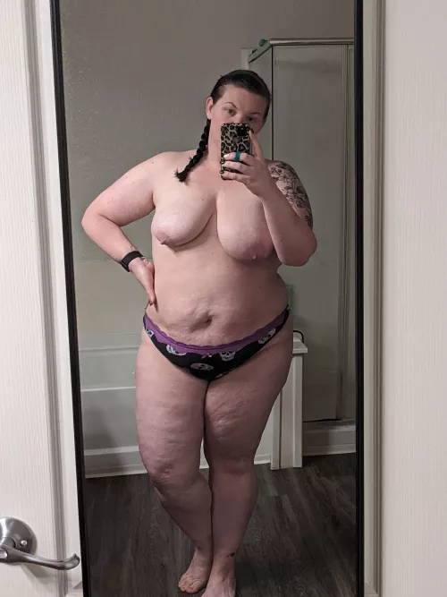 It's tittie Tuesday somewhere already 😉