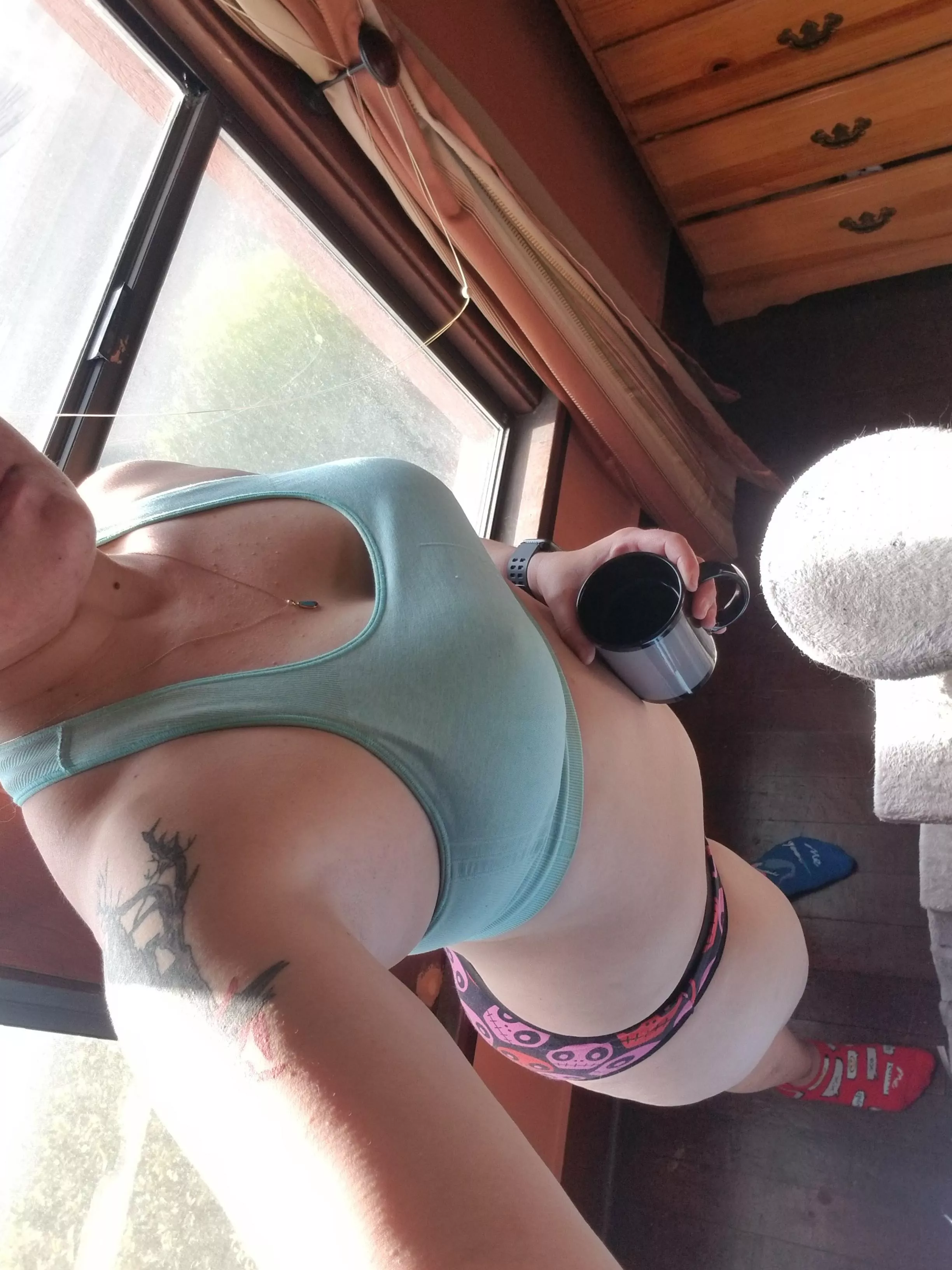 It's too nice out to have to go to work. At least I got some time to drink my coffee and enjoy it. Happy Saturday y'all!