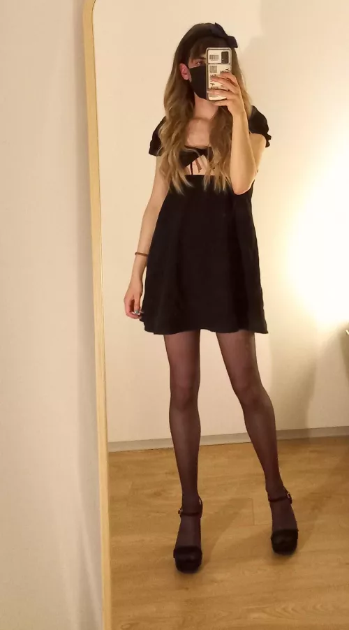 I've always had in my mind how the gf of my dreams would look like ... but only recently I realized that... maybe she's just a version of myself 🤷‍♂️