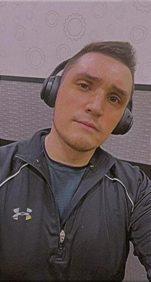 I’ve been trying to tone up in the gym lately. Any advice on chest, arms or abs for low carb dieters, bros?