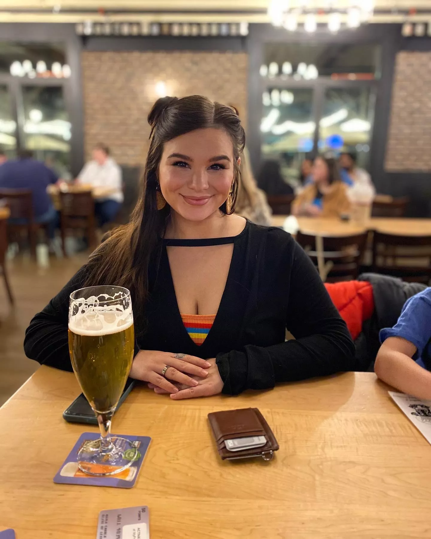 I’ve got a naughty side ;) #milf join me today!