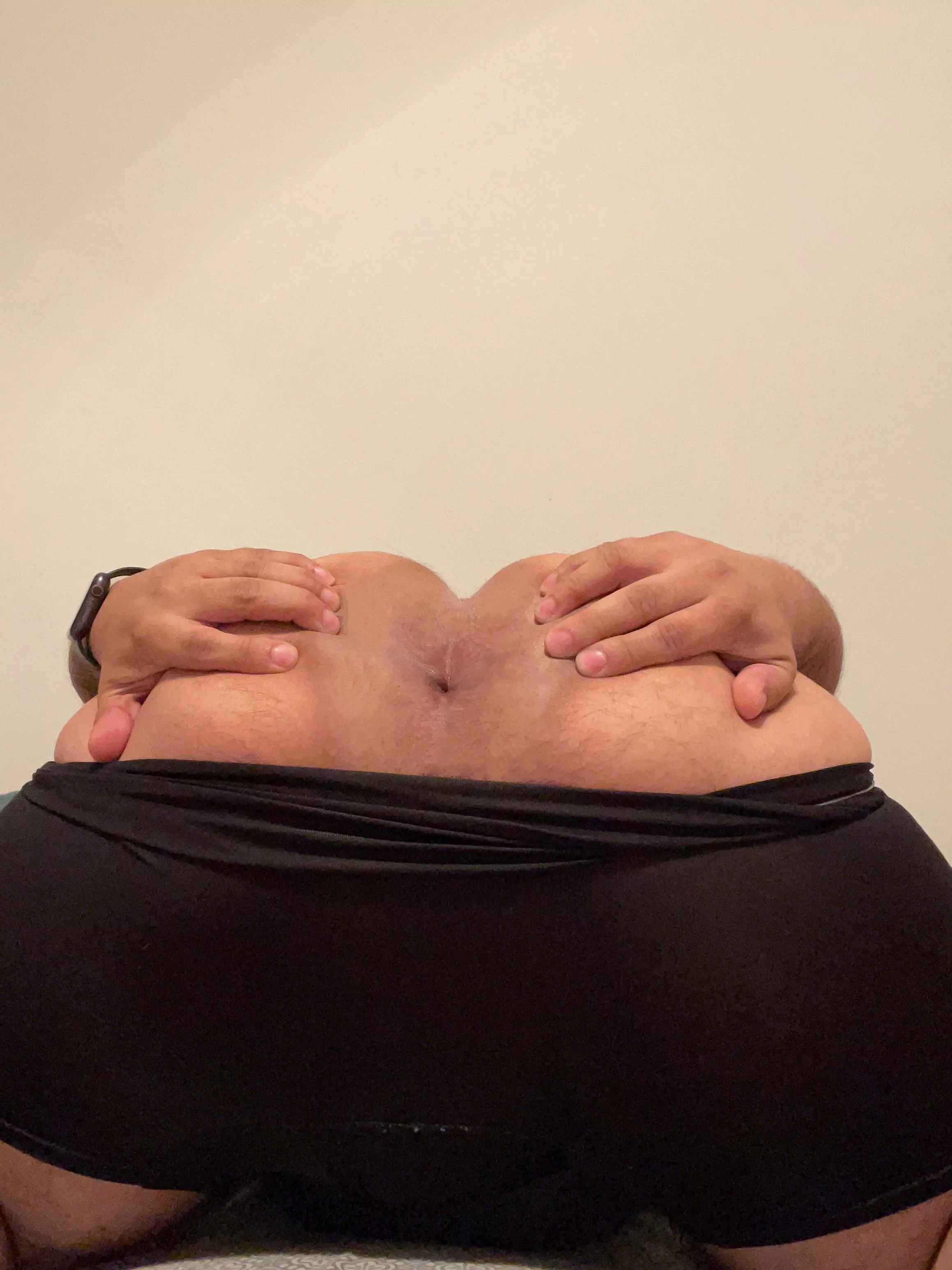 I’ve never taken a dick or anything inside me. I think my hole is too little and tight. Thoughts?