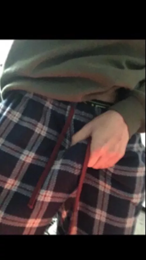 Join me in bed tn? 😈