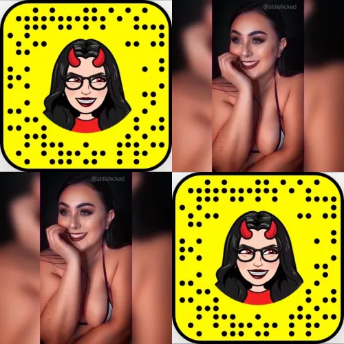 Join my free personal Snapchat right now! Check out my ads and find out what I’m doing day-to-day! Snapchat: @sins.sonia