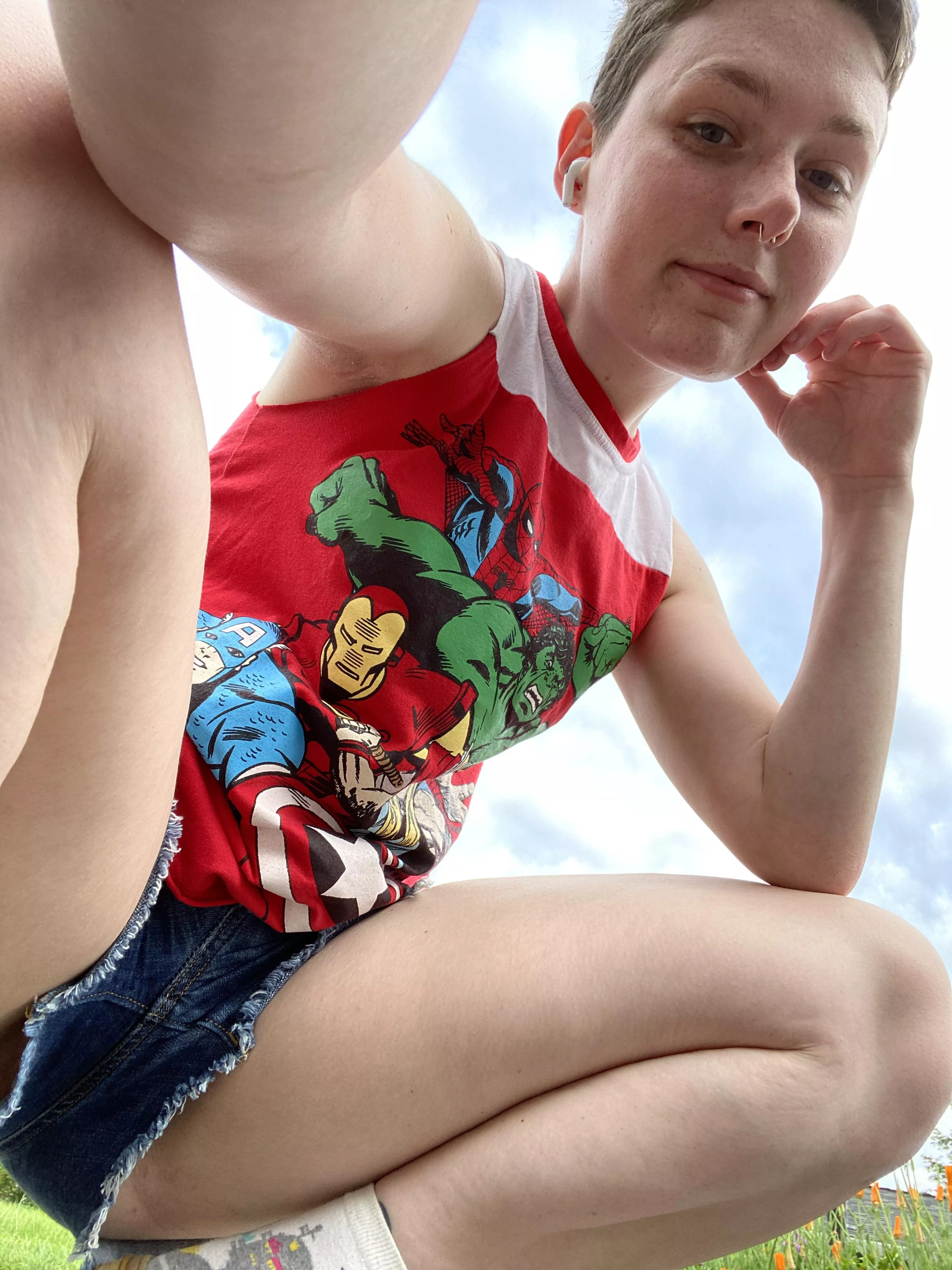 Just a boi who’d like to sit on your face for the day