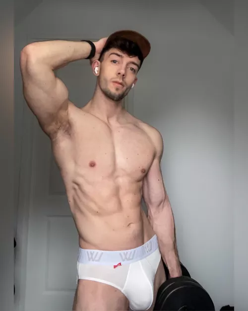 Just a Fitboy Bulge, Dutchy