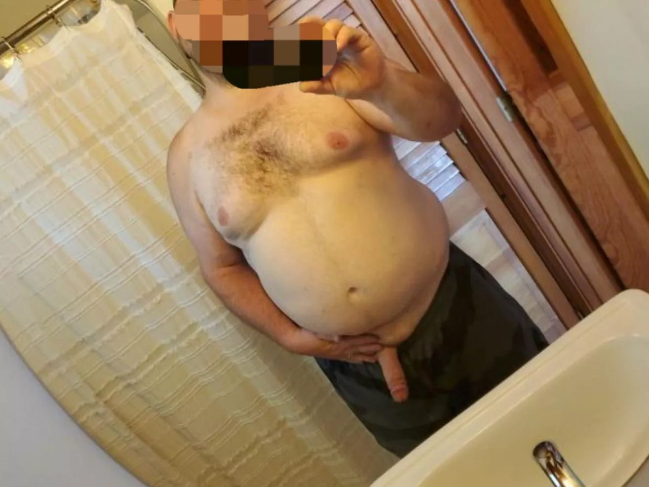 Just a thick titty lover🤤😉