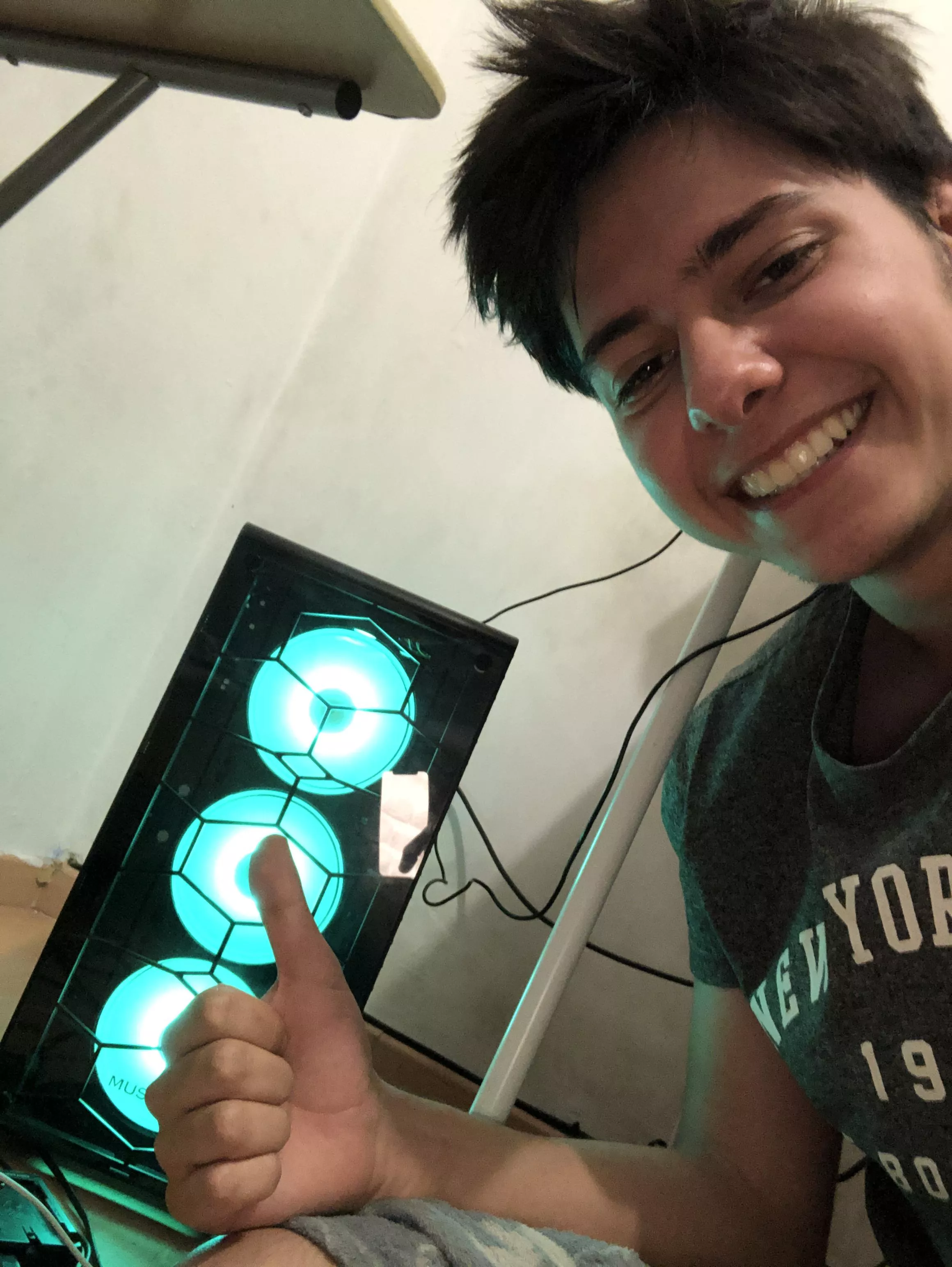 Just finished building my first ever gaming pc, I’m so happy!