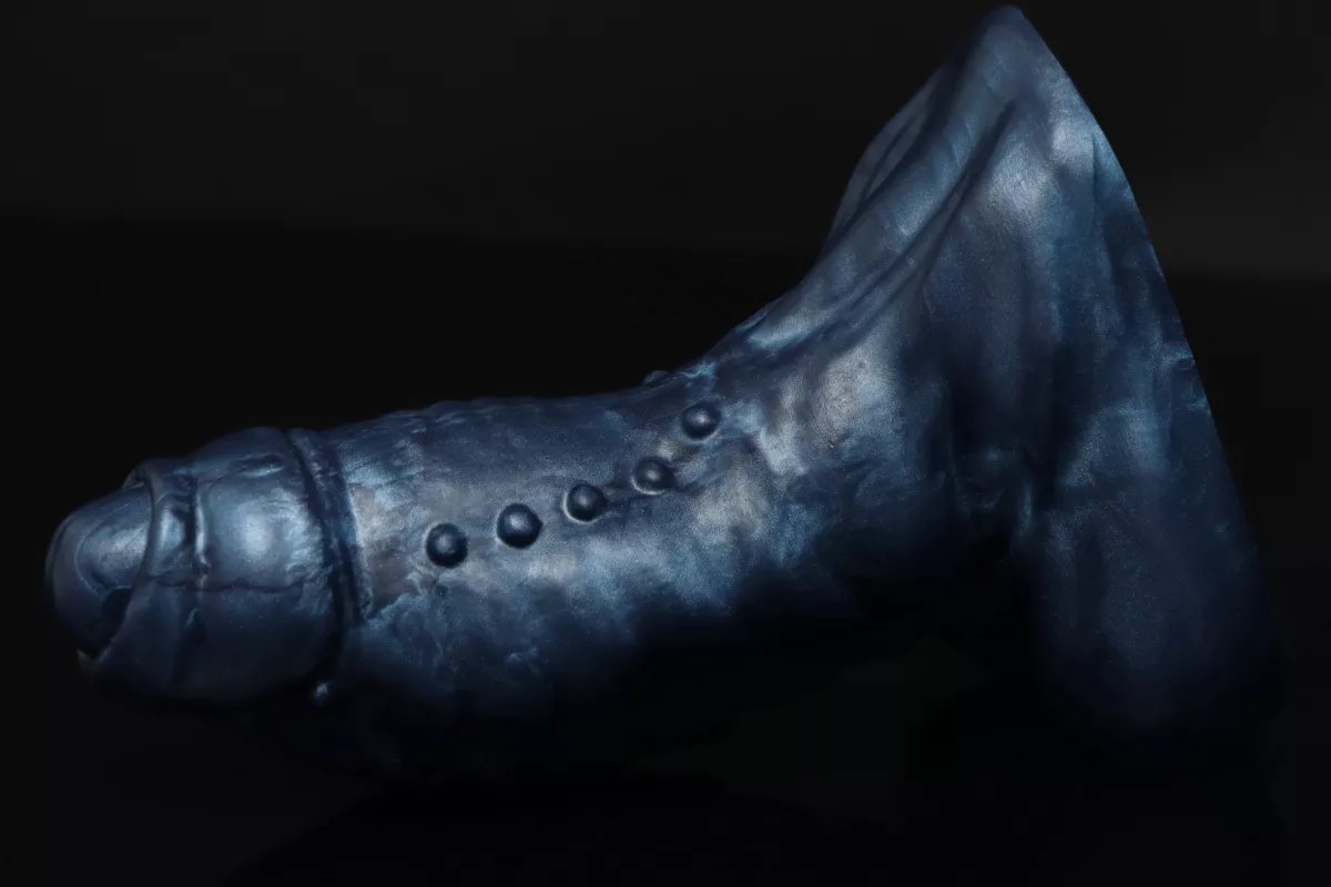 Just getting back into BD, regrowing a collection and unluckily (for my wallet) stumbled on a drop with this beautiful Flint!