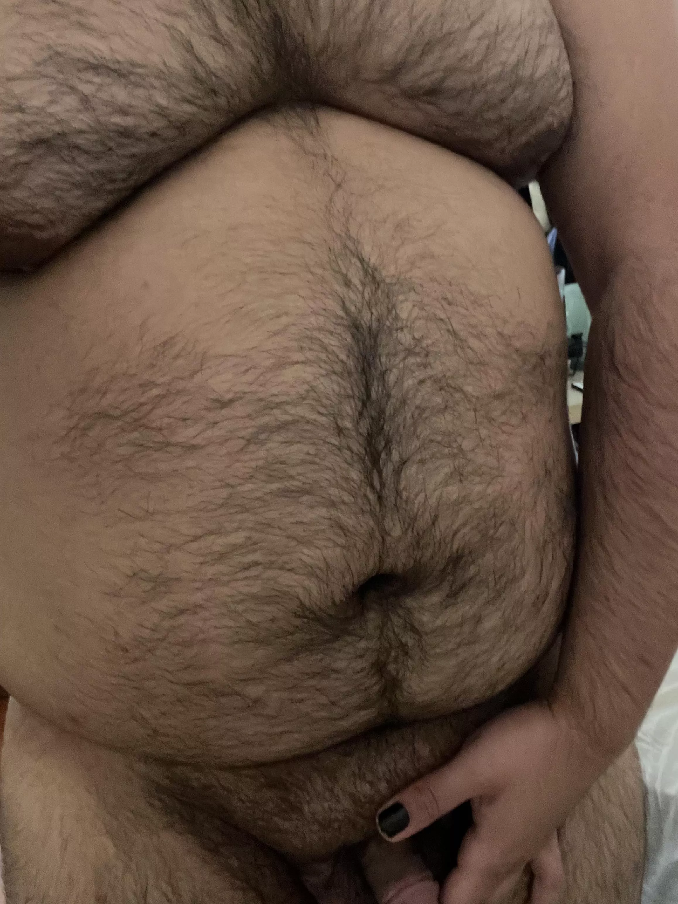 Just got home from hiking, my fur is so wet 😳