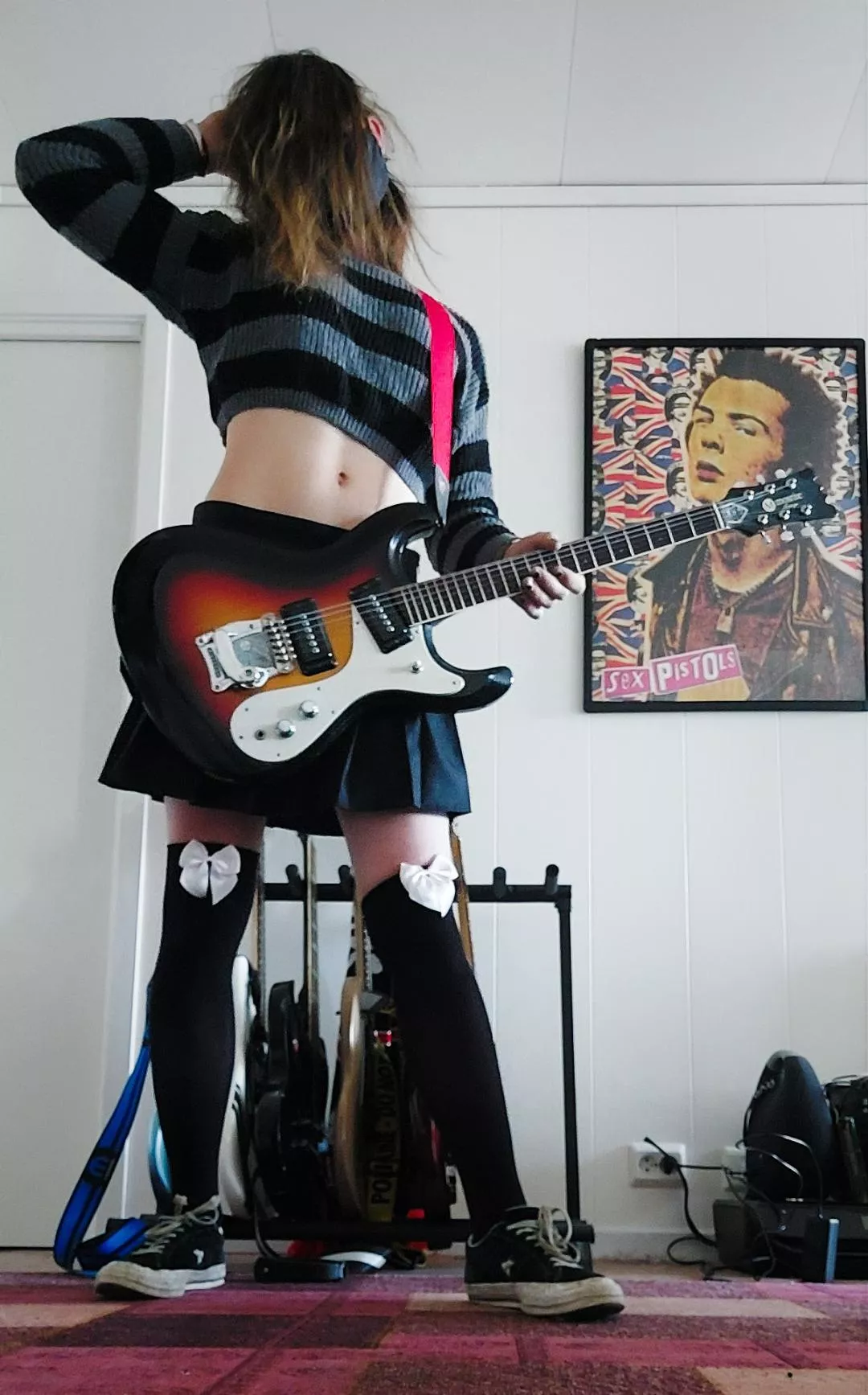 just got some new clothes in the mail, anybody play guitar?😊