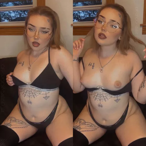 just in case your gf didn’t send you nudes today <3