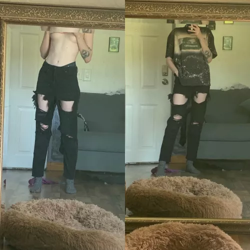 just showin off my outfit 🖤