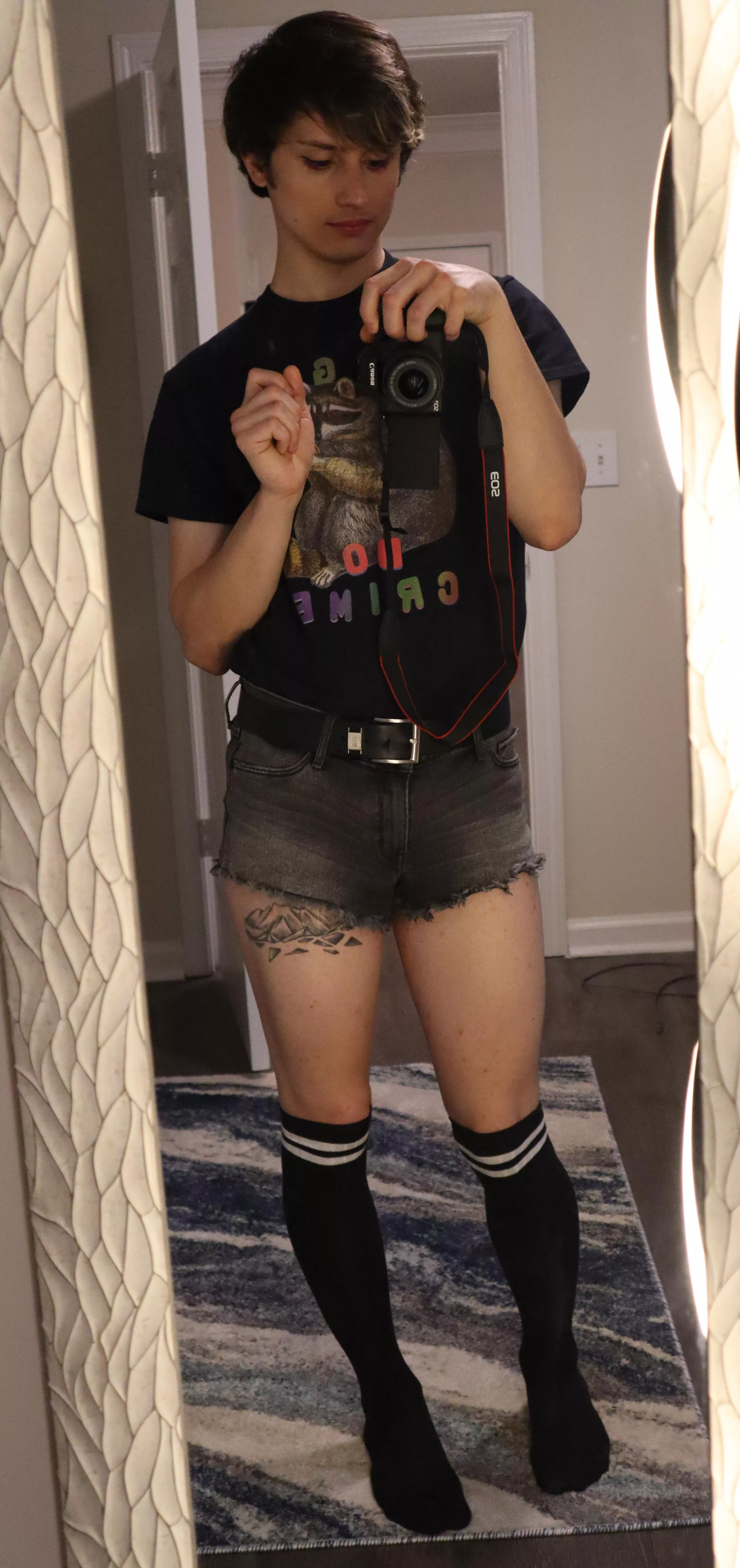 Just went out in public looking fem for the first time. I was pretty nervous but felt liberated 😊