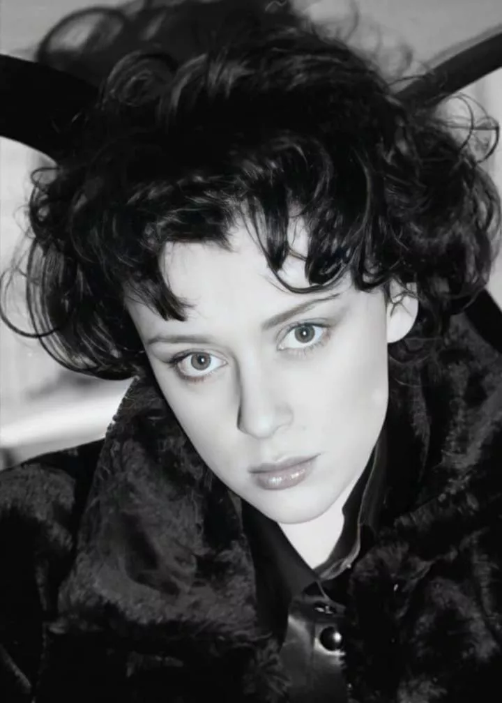 keeley Hawes 1996