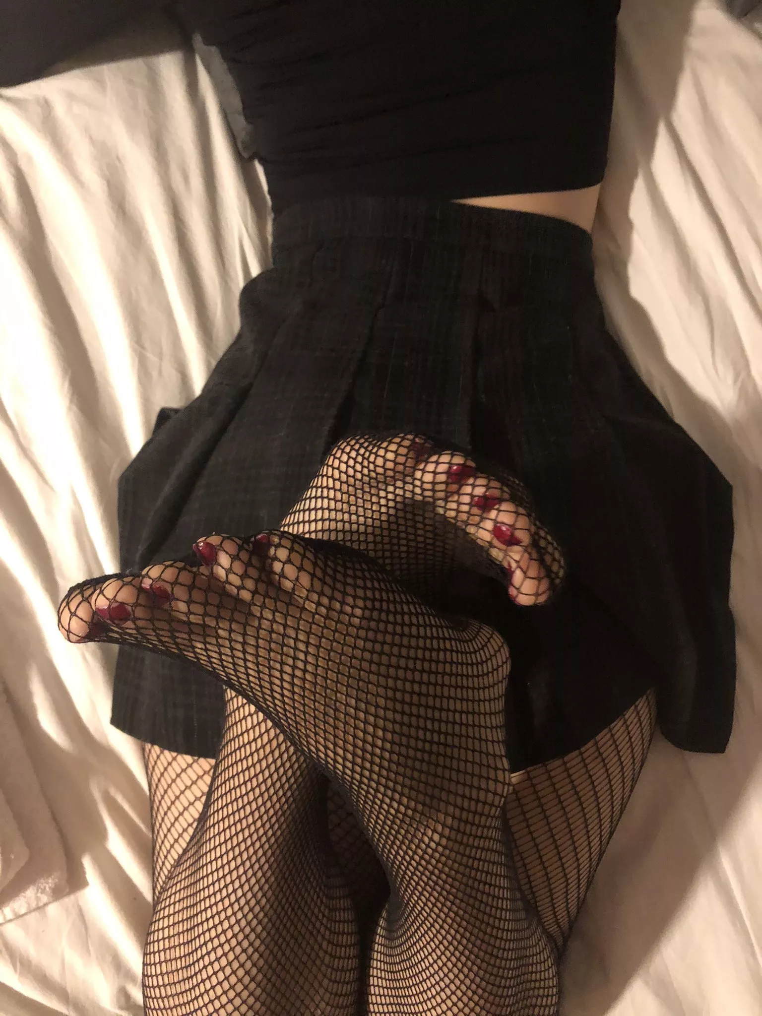 Kiss my feet then burry your face 🍑