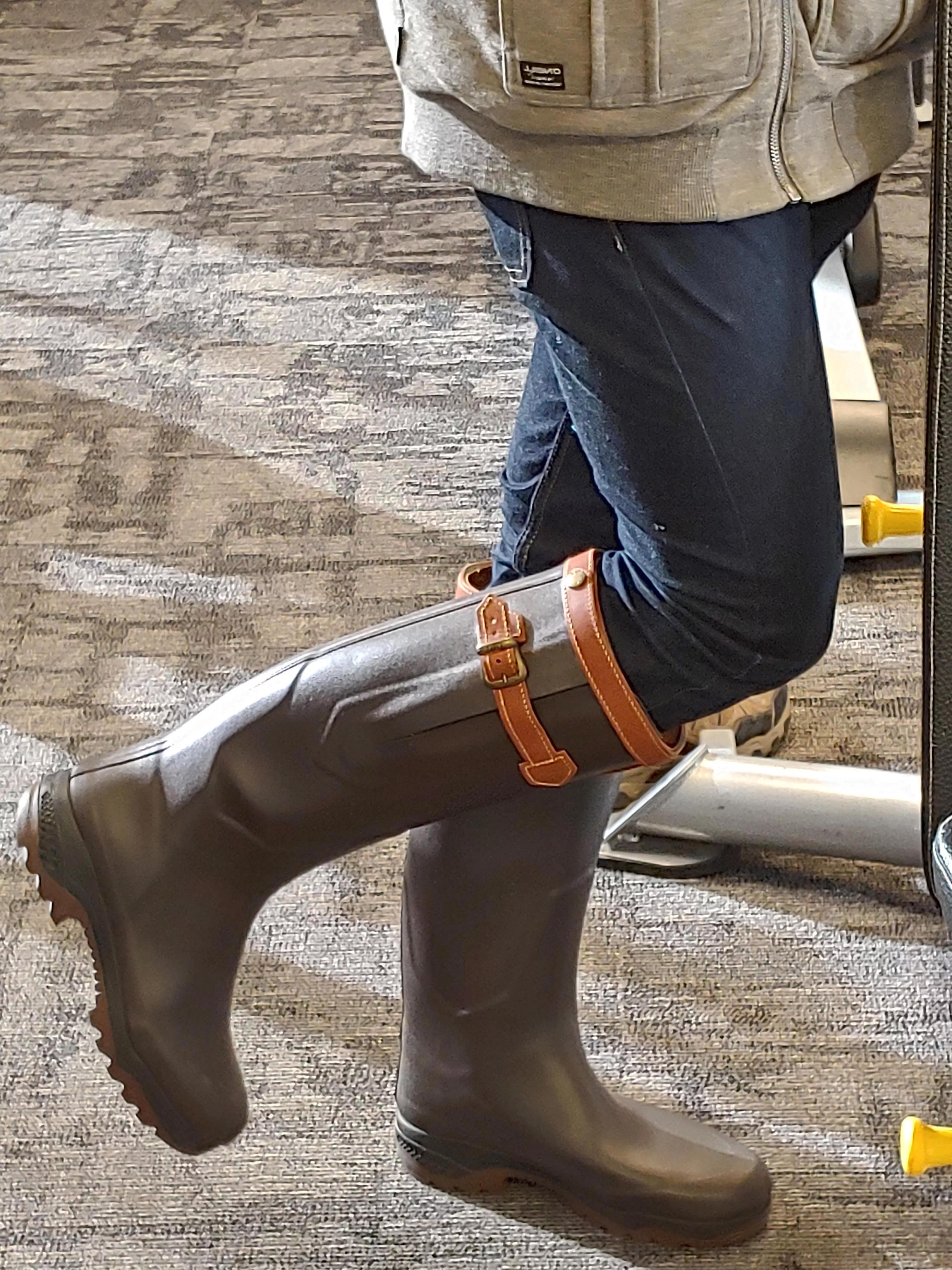 Knee-length Aigle Wellies.